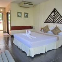 Hotel Thaniza Beachfront Resort
