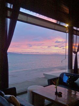 Hotel Bay Lounge & Resort