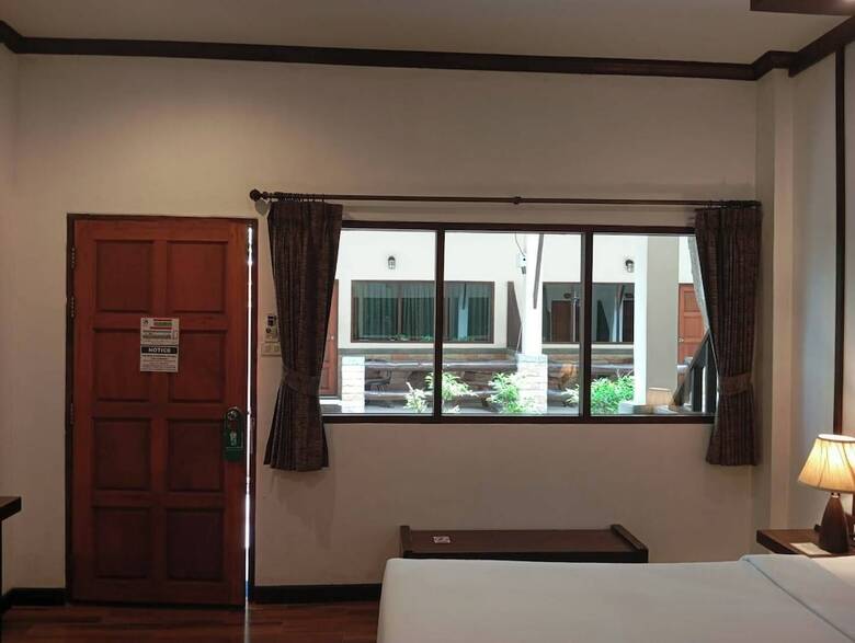 Hotel Phangan Bayshore Resort