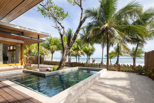 Luxury Beachfront Villa Akoya