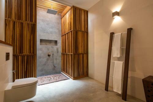 Luxury Beachfront Villa Akoya
