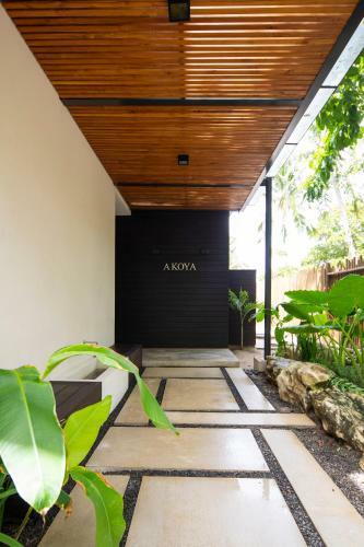 Luxury Beachfront Villa Akoya