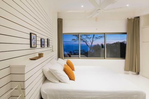 Panavision Villas