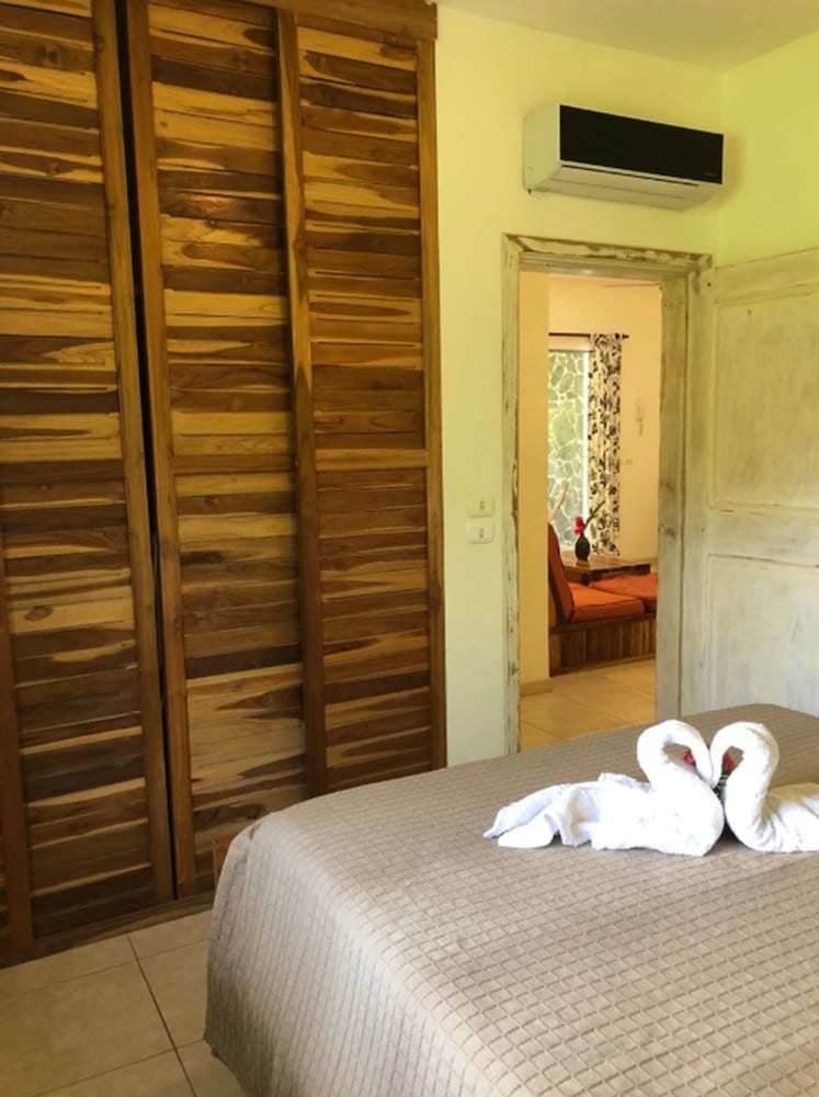 Costa Riki Apartments