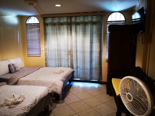 Hostal Cabinas Confort Puntarenas