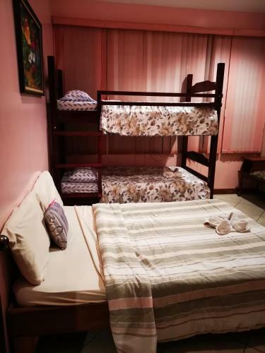 Hostal Cabinas Confort Puntarenas