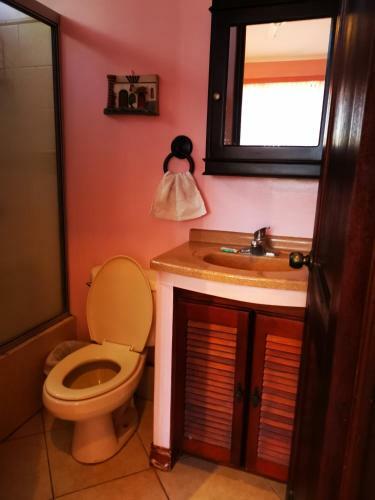 Hostal Cabinas Confort Puntarenas