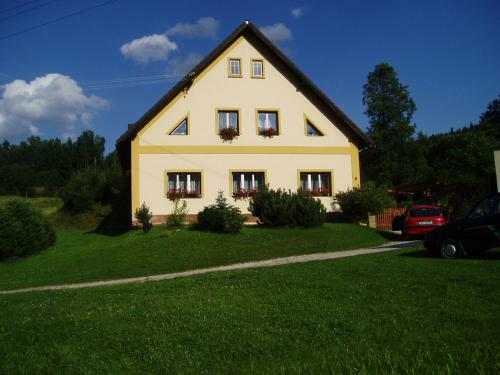 Apartment In Chotevice 2457