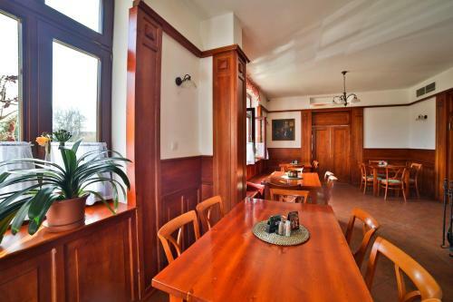 Hostal Penzion Karl?tejn
