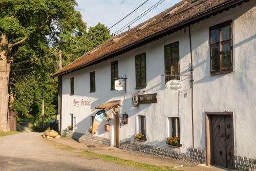 Outline B&B Jiricna