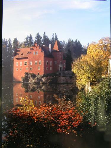 Apartm�ny Jind?ich?v Hradec