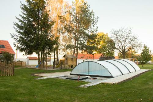Apartm�ny Koj�kovice - T?ebo?