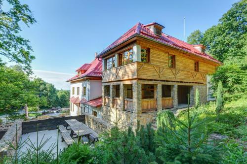 Hostal Lesn� Penzion Bun?