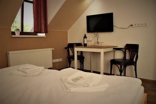 Hostal Penzion A Restaurace U ?eky
