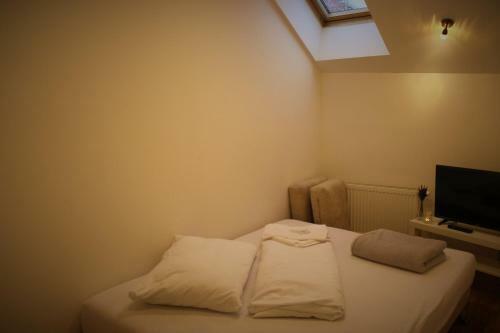 Hostal Penzion A Restaurace U ?eky
