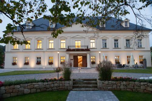 Hotel Z�me?ek Petrovice