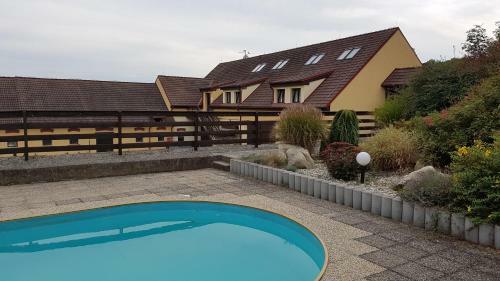 Hostal Penzion P?e?t?nice