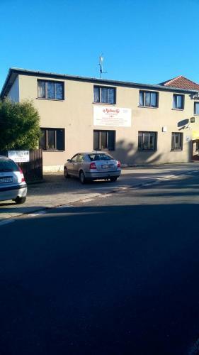Hostal Squash Penzion H�jek