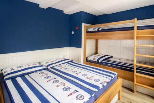 Hostal Penzion Labska Marina