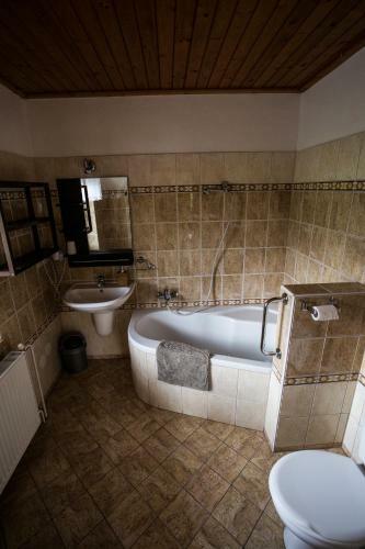 Hostal Penzion Pod ?er�kem