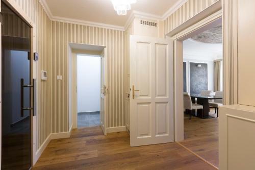 Hotel Republika 24 Apartments
