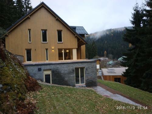 Hostal Penzion Eden