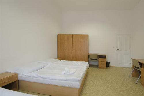 Hostal Z�mek Ra?ice