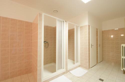 Hostal Z�mek Ra?ice