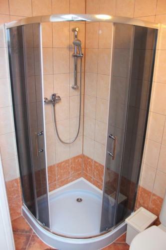 Hostal Penzion Pul?�nsk� Sk�ly