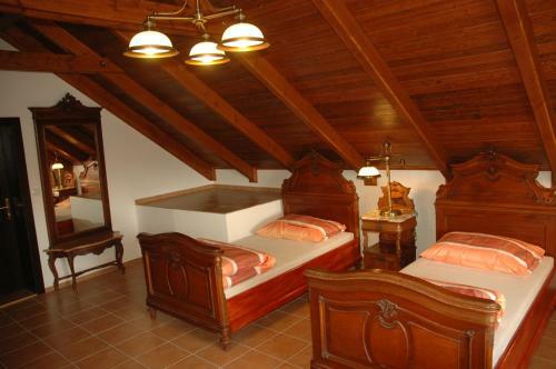 Hostal Penzion U Kubinu