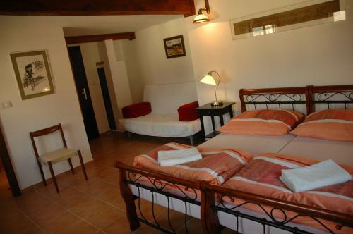 Hostal Penzion U Kubinu
