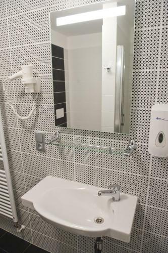 Hotel V�r
