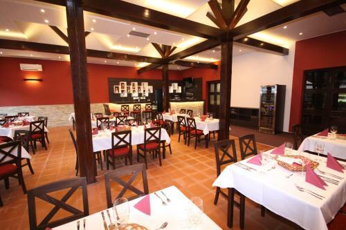 Hotel V�r