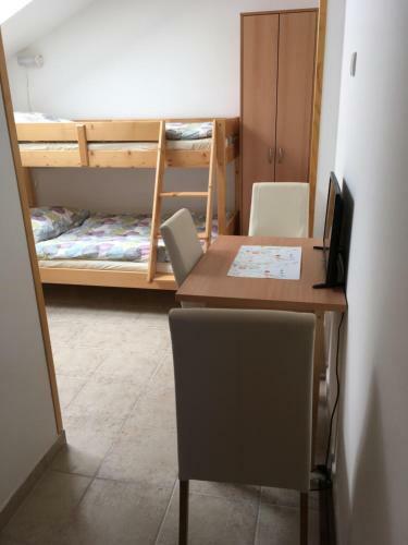 Hostal Penzion Hna?ov