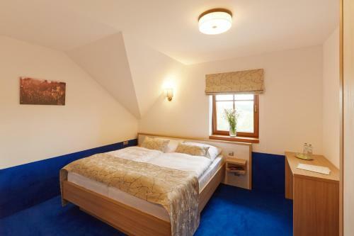 Hostal Penzion Na Kraji Lesa