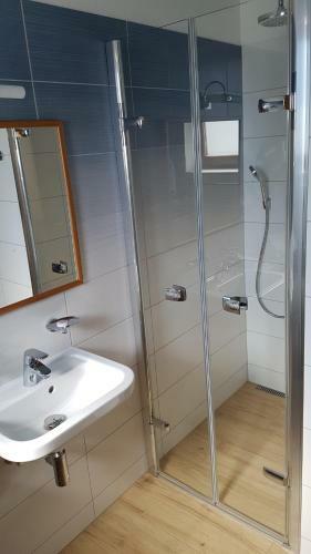 Hostal Penzion Na Kraji Lesa