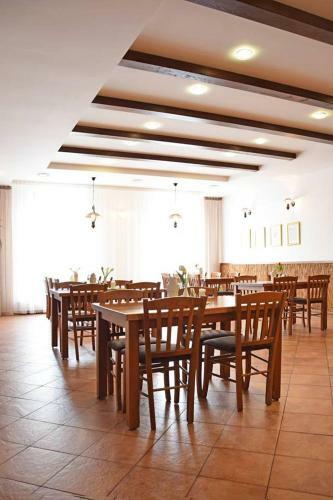 Hostal Penzion U Kostela