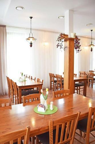 Hostal Penzion U Kostela