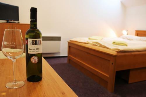 Hostal Penzion Kos�k Tvrdonice
