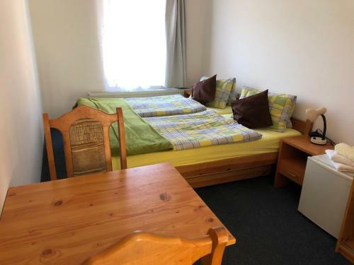 Hostal Zrcadlov� Koza