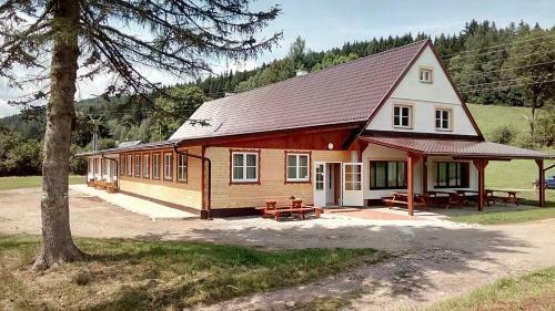 Hostal Pension Peklo