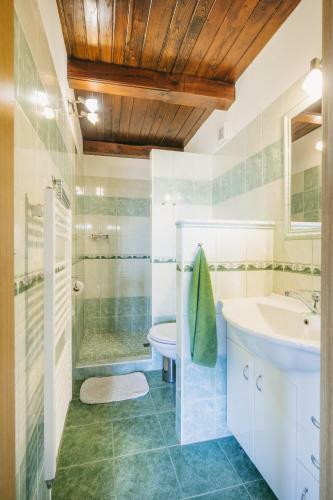 Hostal Vina?stv� Esterka