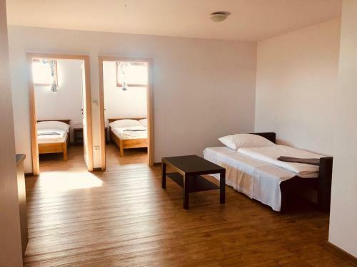 Hostal Penzion Vina?stv� Fabikovi?