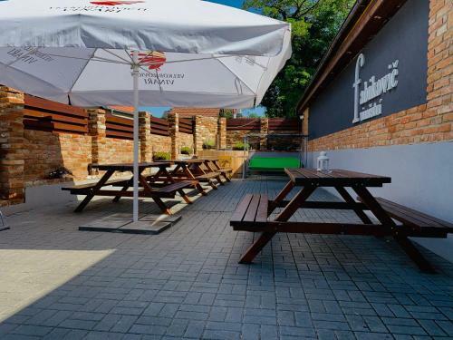 Hostal Penzion Vina?stv� Fabikovi?