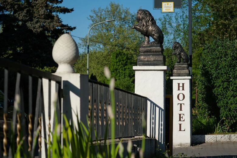 Hostal Land-gut-hotel Burgblick