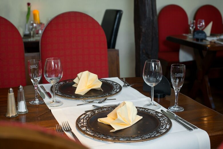 Hostal Land-gut-hotel Burgblick