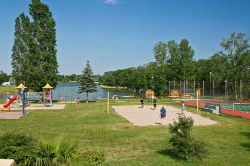 Knaus Campingpark Bad D�rkheim