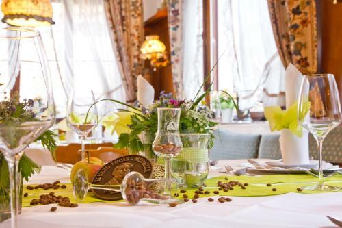 Hotel Gasthof Restaurant Hirsch
