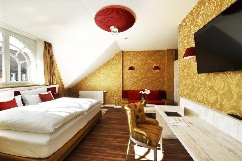 Moments Boutique Hotel