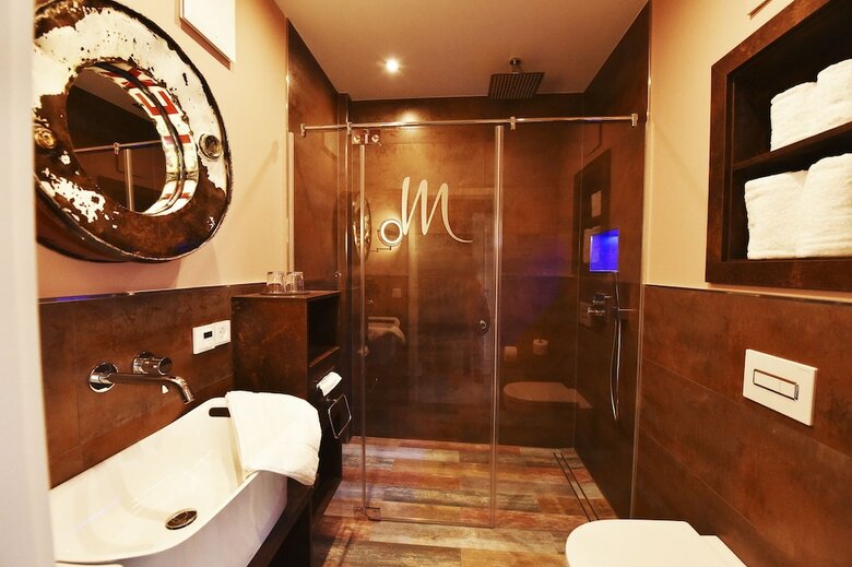 Moments Boutique Hotel